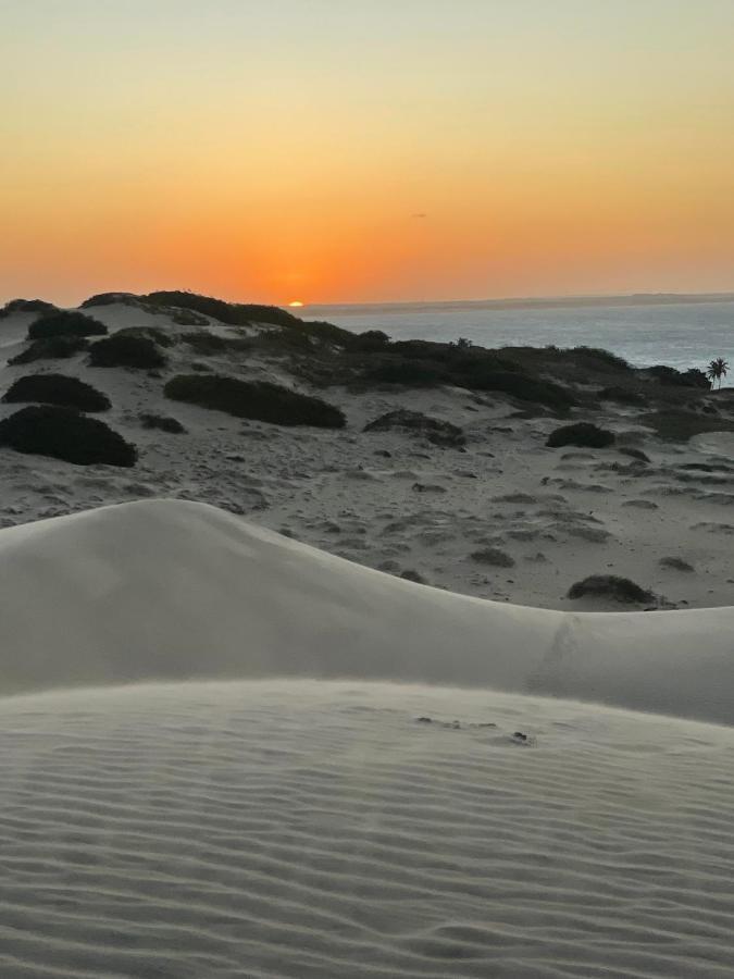 De Olho No Mar A Unica Pousada De Frente Para O Mar Em Paracuru Ngoại thất bức ảnh